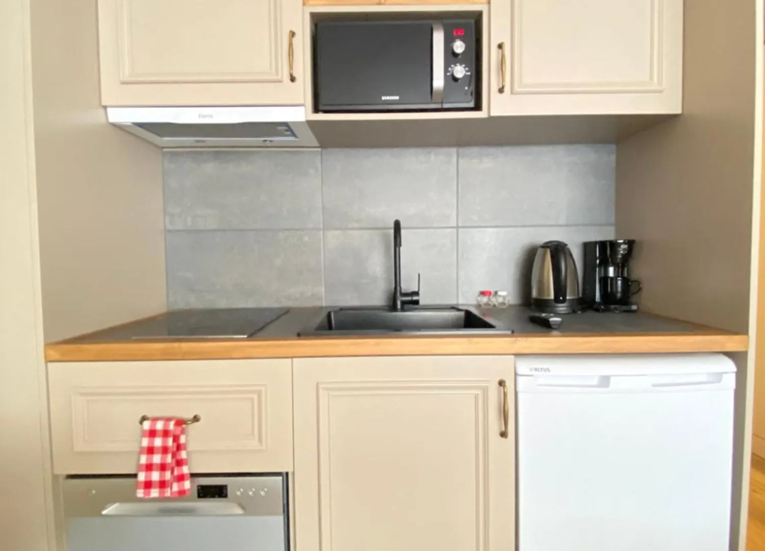 Kadikoey Modern Loft & Equipped Stay Istambul Appartement