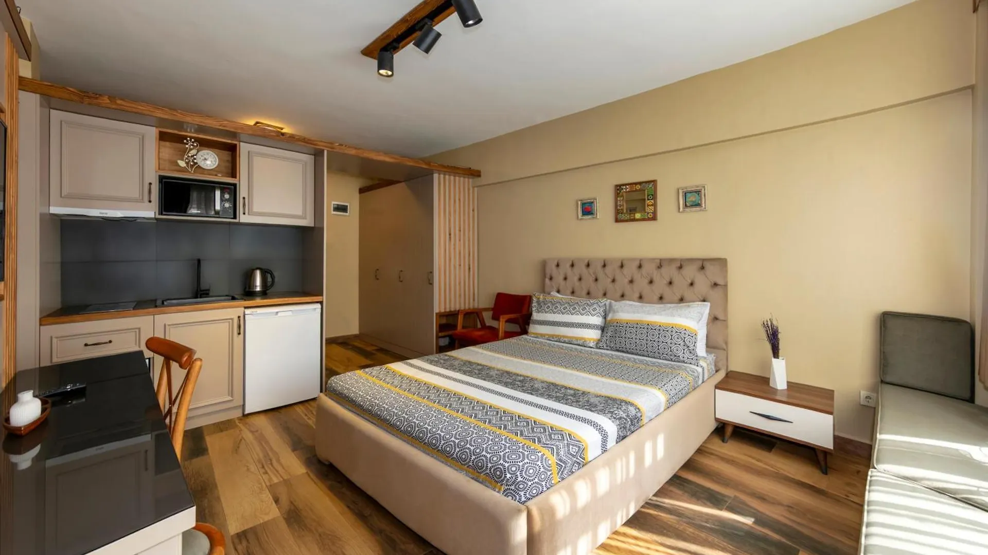 Kadikoey Modern Loft & Equipped Stay Istambul