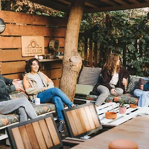 Hush Lounge Hostel