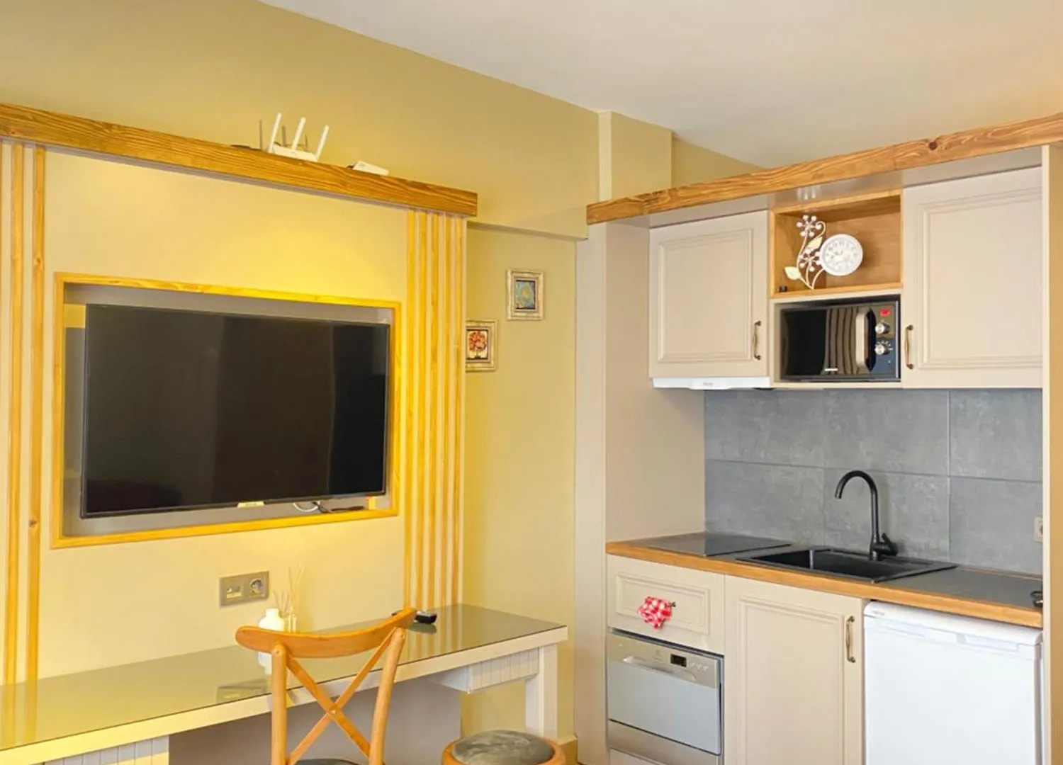 Apartment Architect Design - Equipped Flat In Central Kadikoey Istanbul